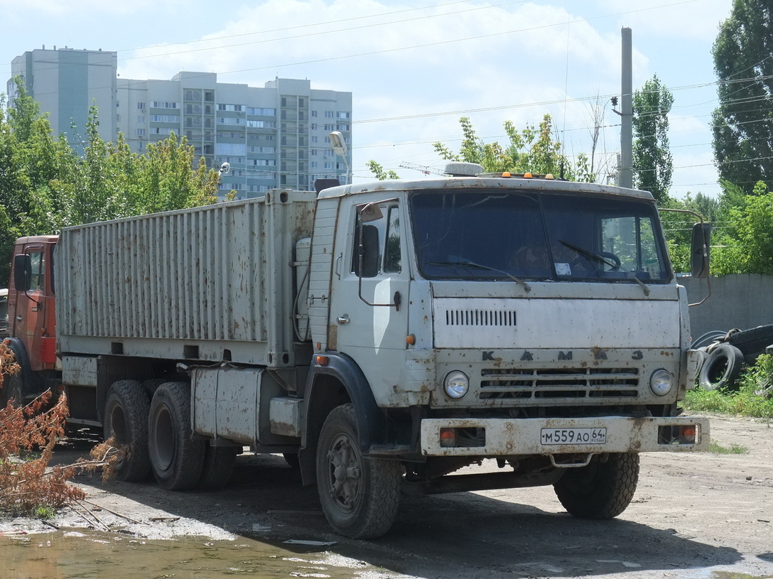 Саратовская область, № М 559 АО 64 — КамАЗ-53212