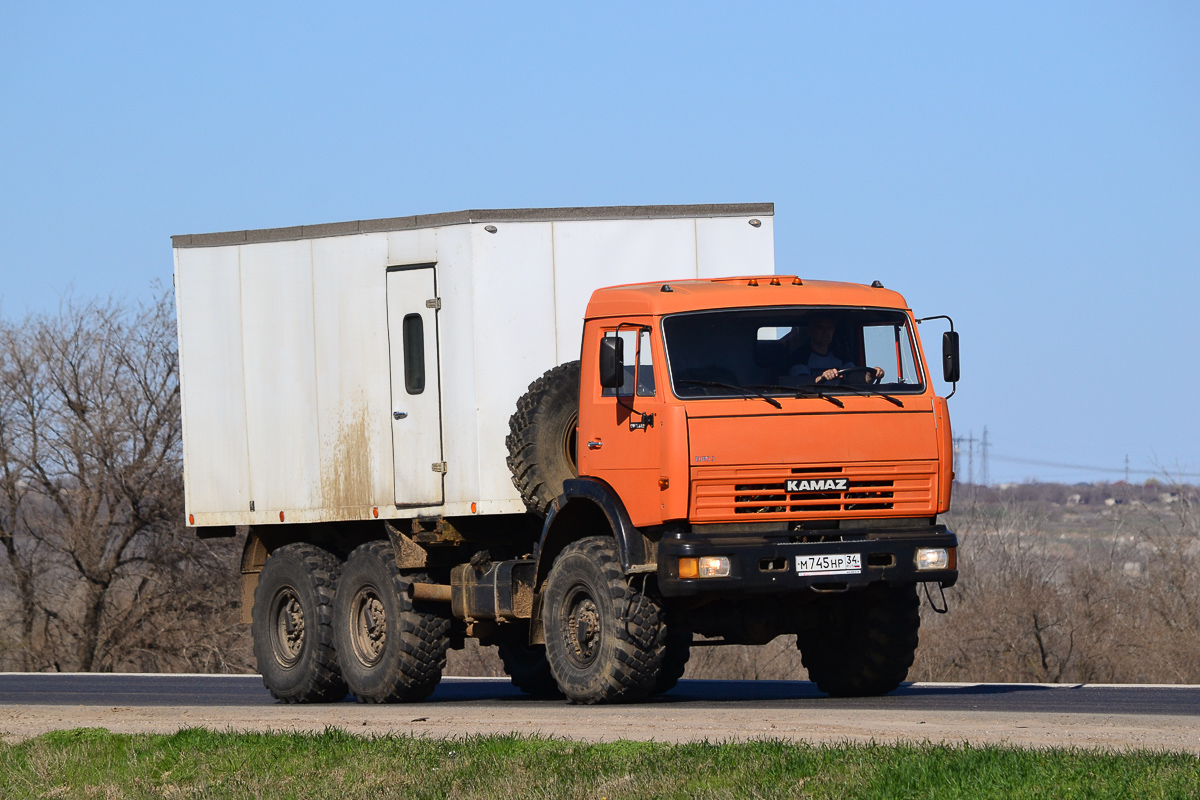 Волгоградская область, № М 745 НР 34 — КамАЗ-43114-15 [43114R]