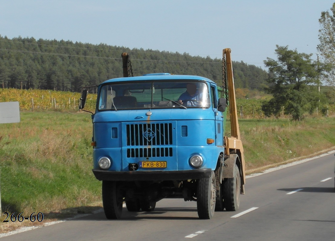 Венгрия, № FKB-830 — IFA W50LA/K, LA/Z; Венгрия — Сбор винограда в Венгрии