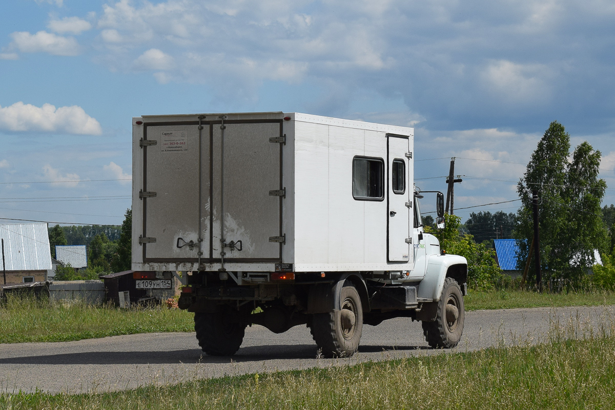 Алтайский край, № Е 109 УН 154 — ГАЗ-33088 «Садко»