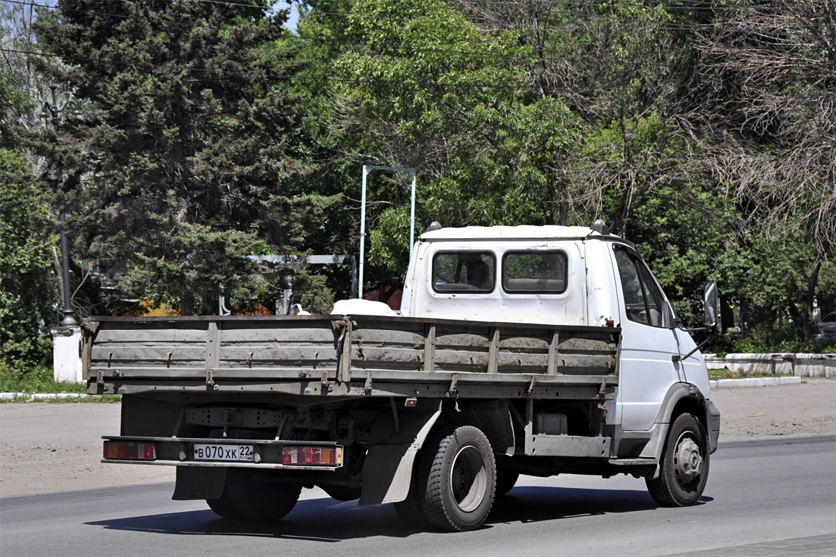 Алтайский край, № В 070 ХК 22 — ГАЗ-33106 "Валдай"