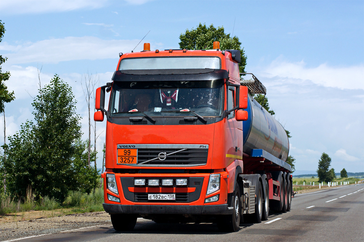 Иркутская область, № Е 182 ВС 138 — Volvo ('2008) FH-Series