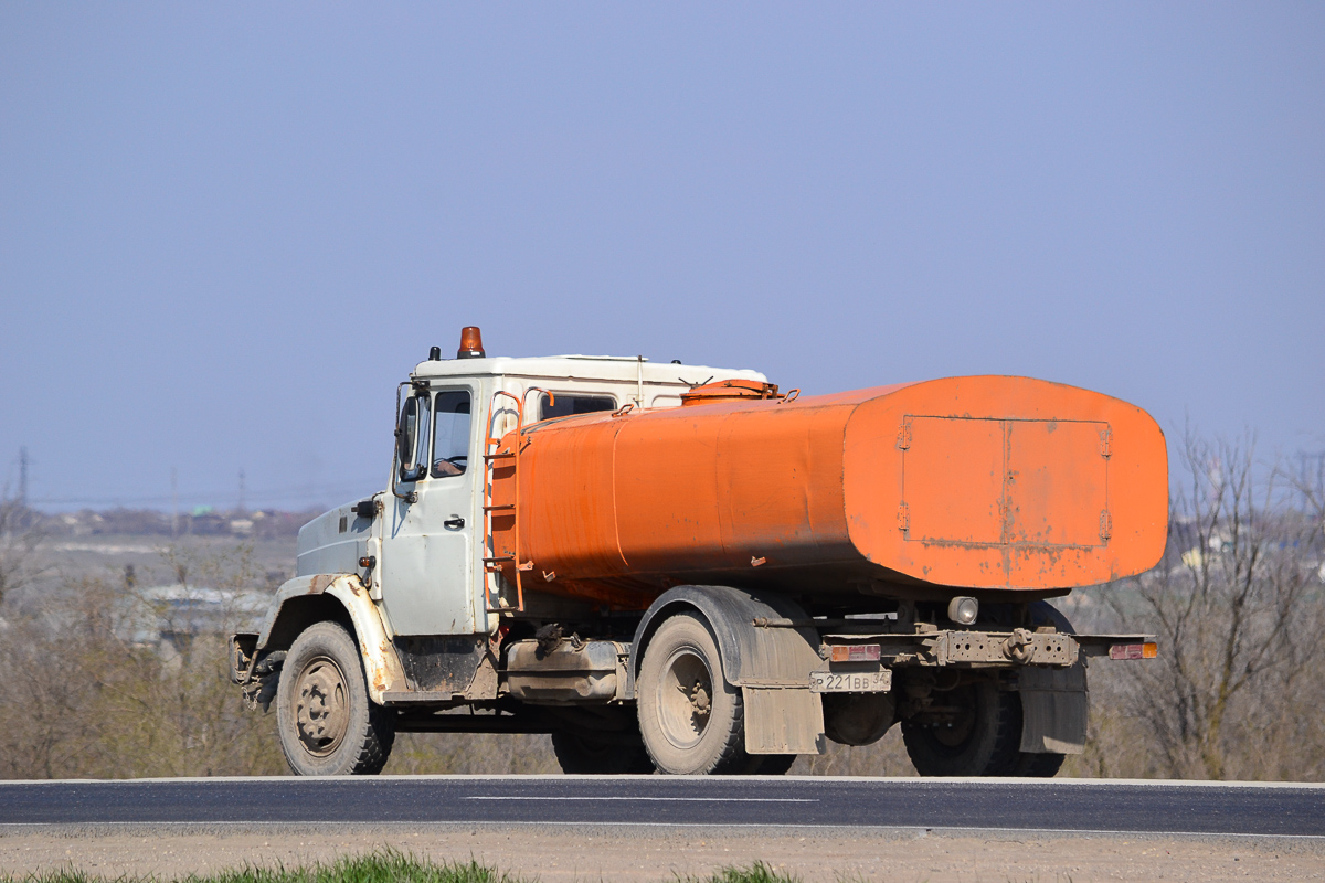 Волгоградская область, № Р 221 ВВ 34 — ЗИЛ-433362