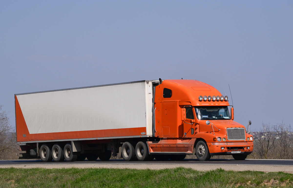 Ставропольский край, № М 845 ВС 26 — Freightliner Century Class