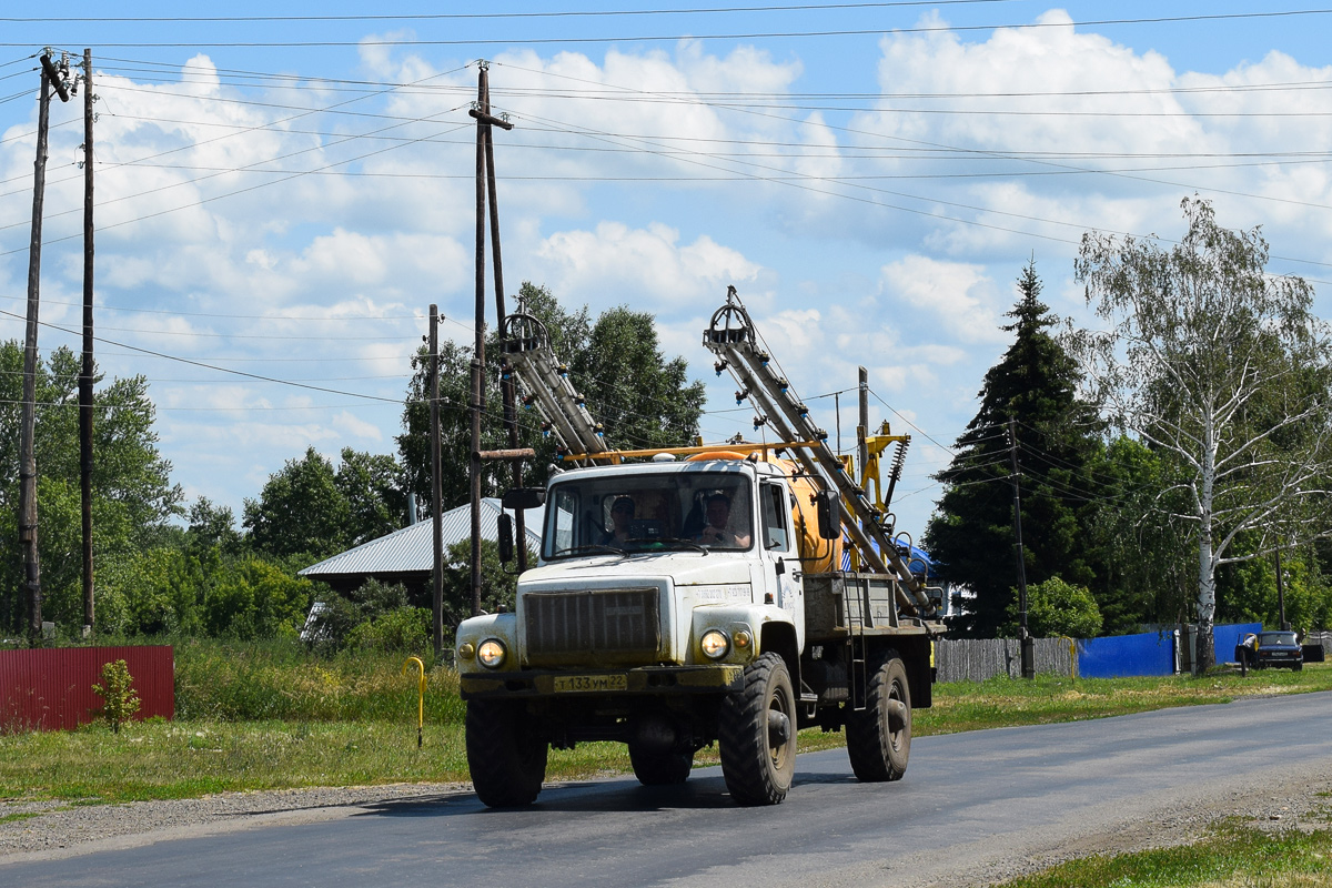 Алтайский край, № Т 133 УМ 22 — ГАЗ-33081 «Садко»