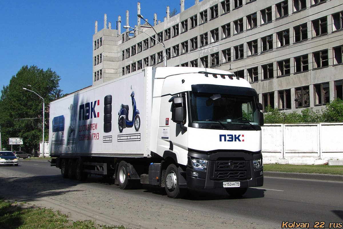 Москва, № Н 152 НМ 799 — Renault T-Series ('2013)