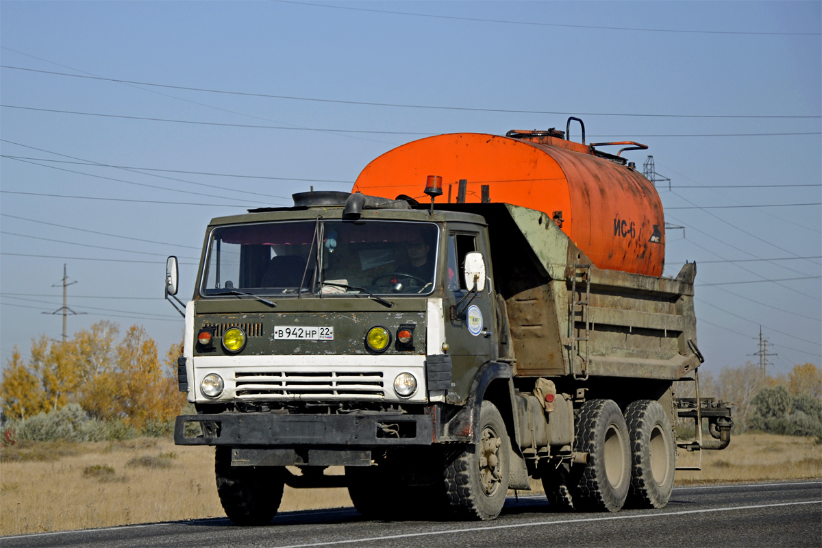 Алтайский край, № В 942 НР 22 — КамАЗ-55111 [551110]