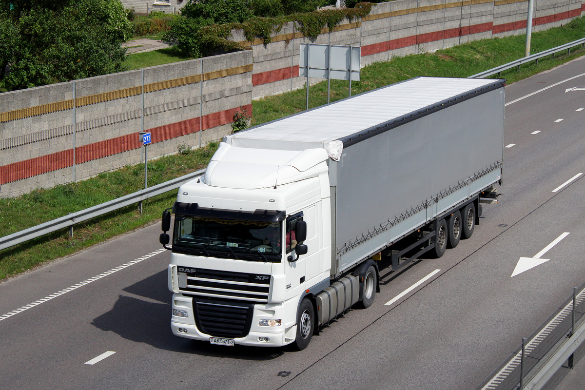 Витебская область, № АК 5671-2 — DAF XF105 FT