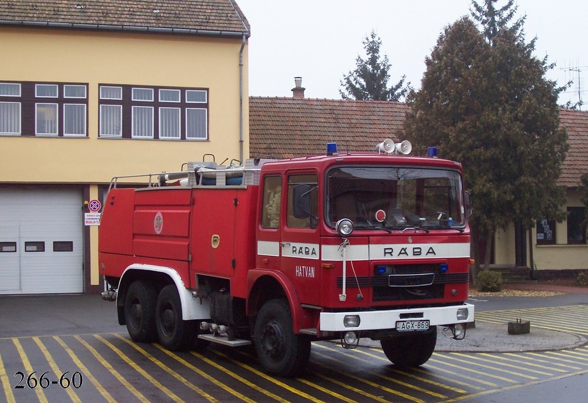 Венгрия, № AGX-869 — Rába U26.230 DF