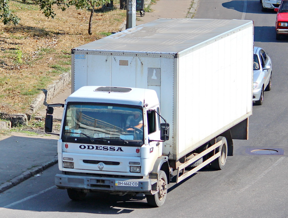 Одесская область, № ВН 4662 СО — Renault Midliner