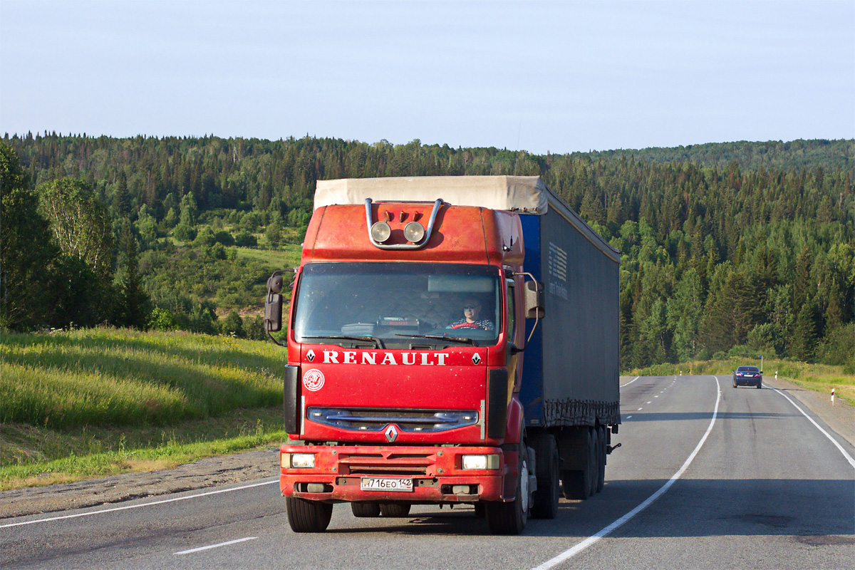 Кемеровская область, № М 716 ЕО 142 — Renault Premium ('1996)