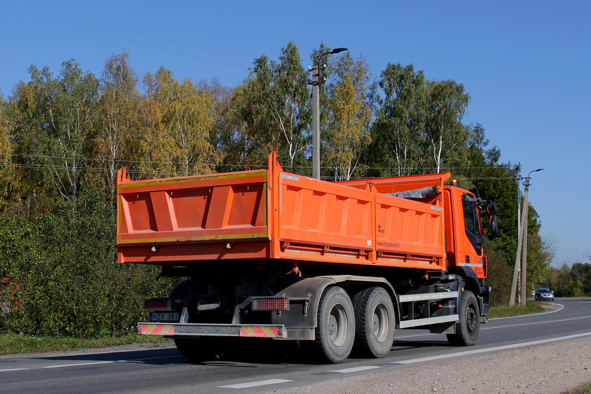 Литва, № HZV 381 — IVECO Trakker ('2013)