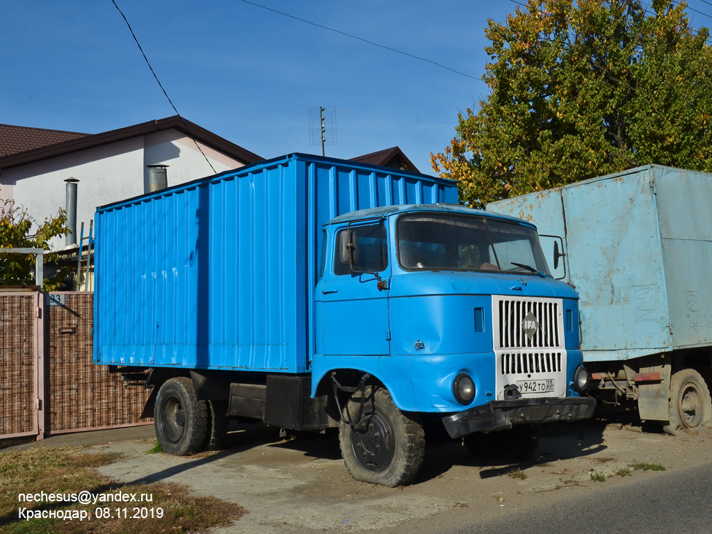 Краснодарский край, № У 942 ТО 23 — IFA W50L/IKB-1