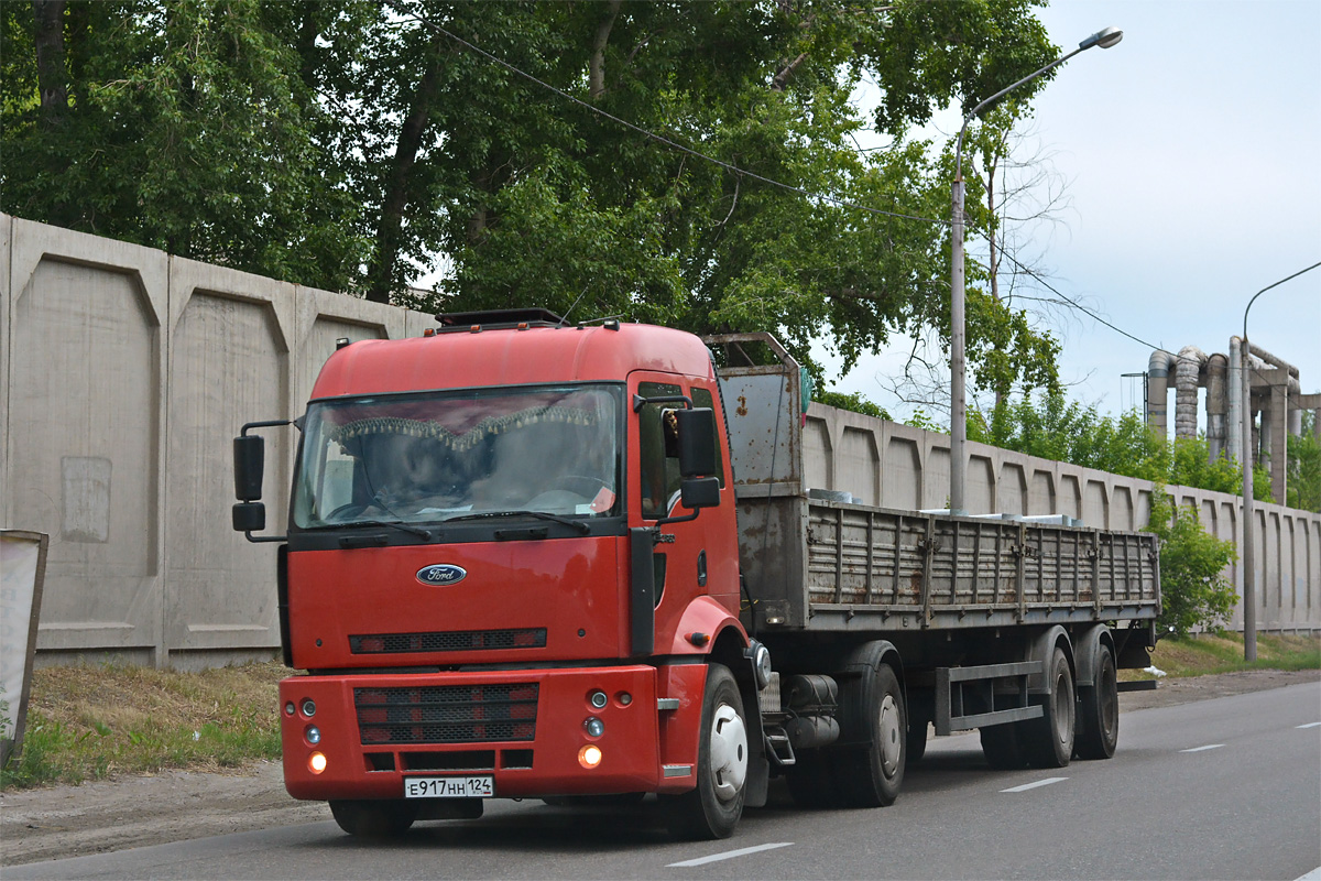 Красноярский край, № Е 917 НН 124 — Ford Cargo ('2003) 1830T