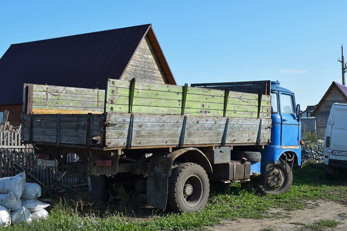 Алтайский край, № Т 361 НУ 22 — IFA W50L