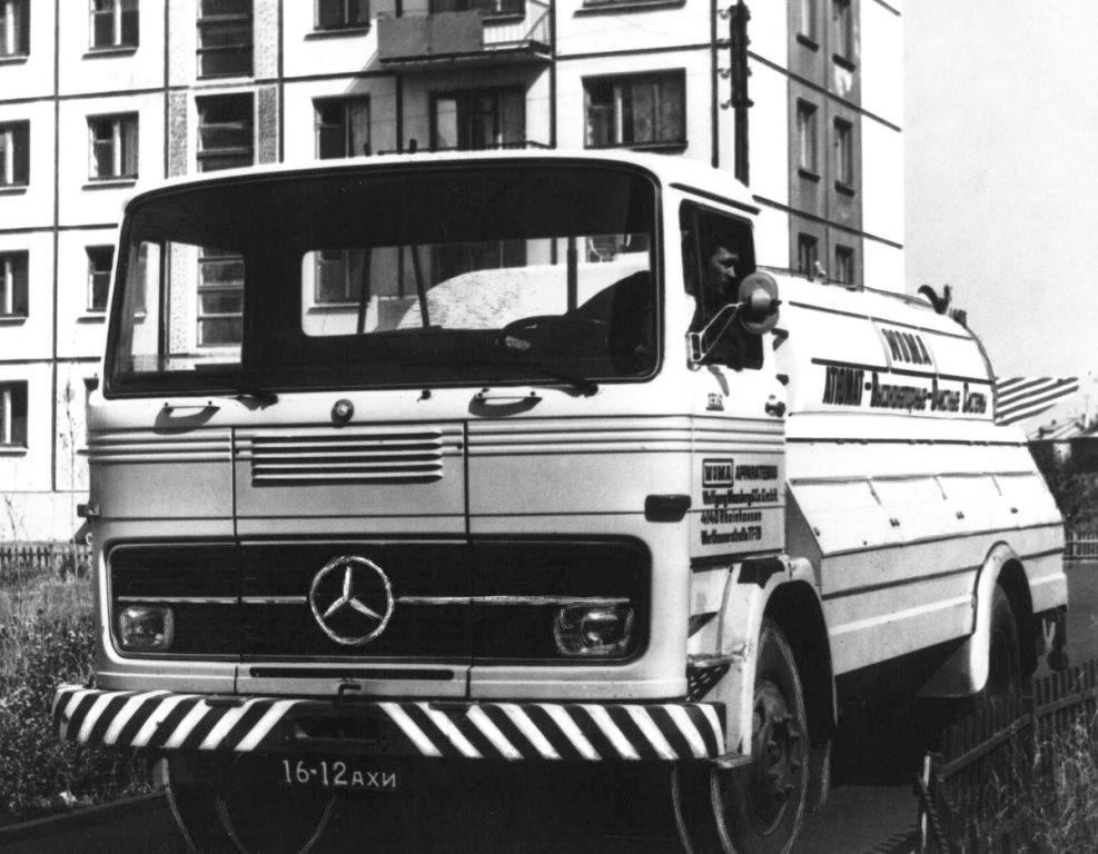 Архангельская область, № 16-12 АХИ — Mercedes-Benz LP (общ. мод.); Архангельская область — Исторические фотографии (Автомобили)