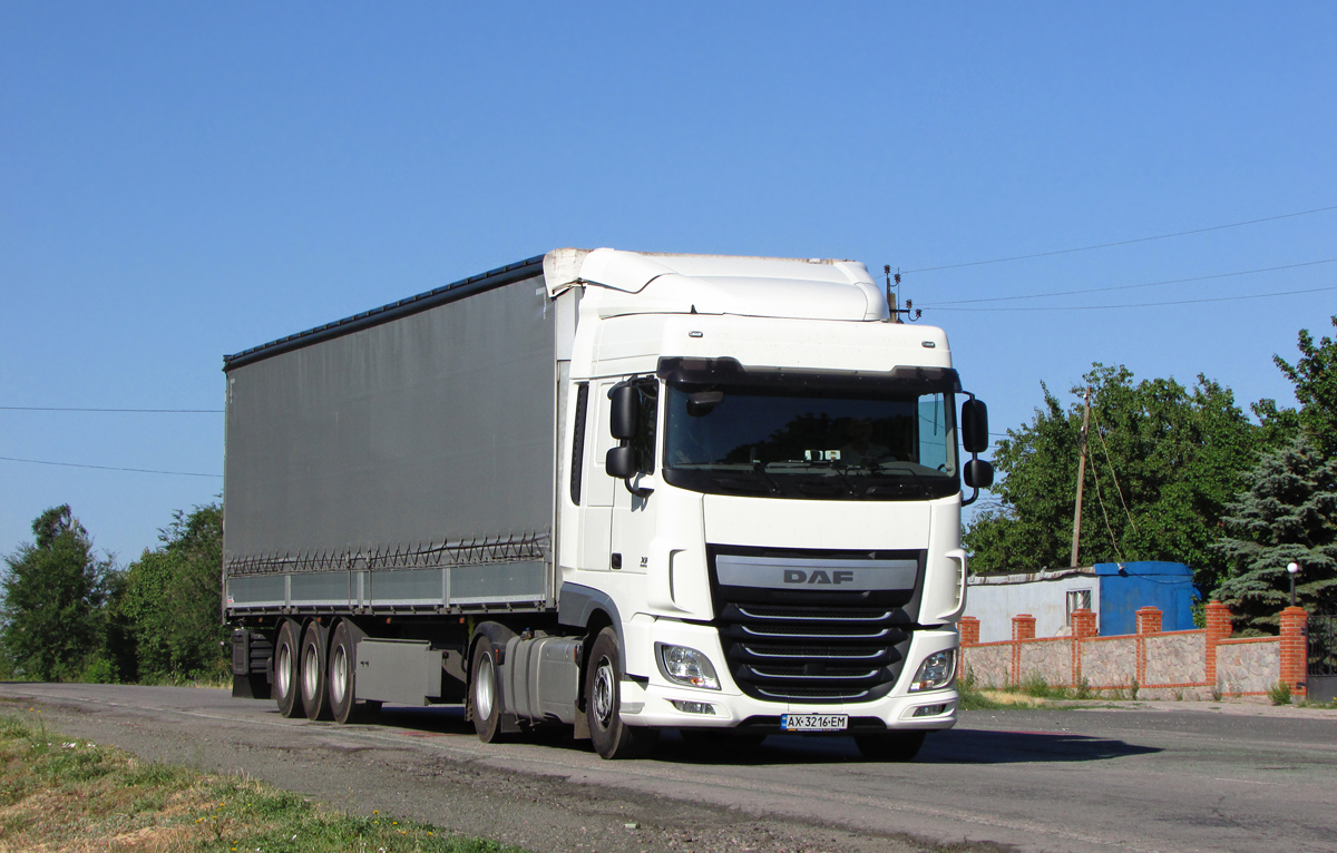 Харьковская область, № АХ 3216 ЕМ — DAF XF Euro6 FT