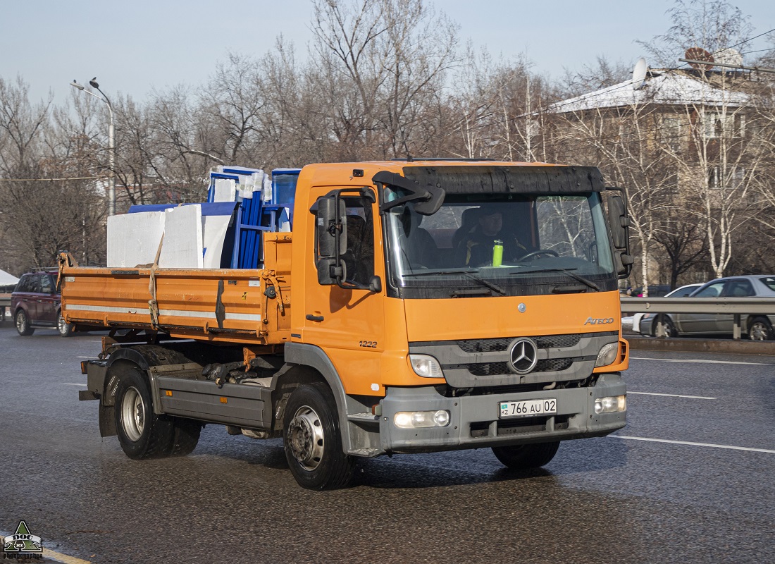 Алматы, № 766 AU 02 — Mercedes-Benz Atego 1222