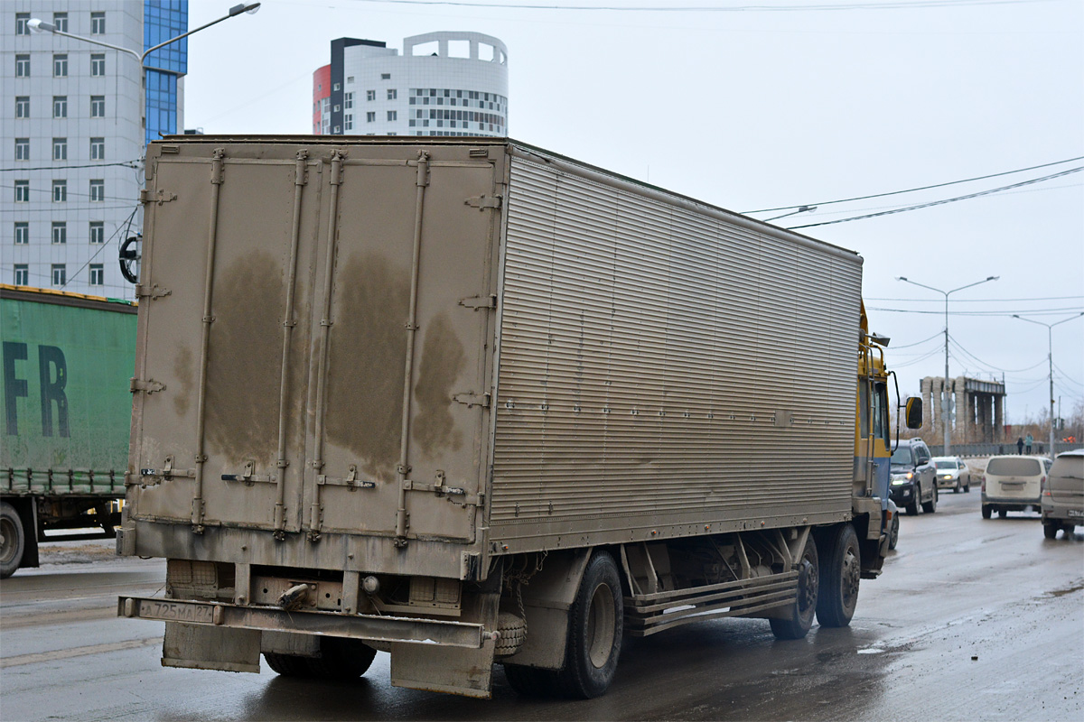 Хабаровский край, № А 725 МА 27 — Mitsubishi Fuso The Great