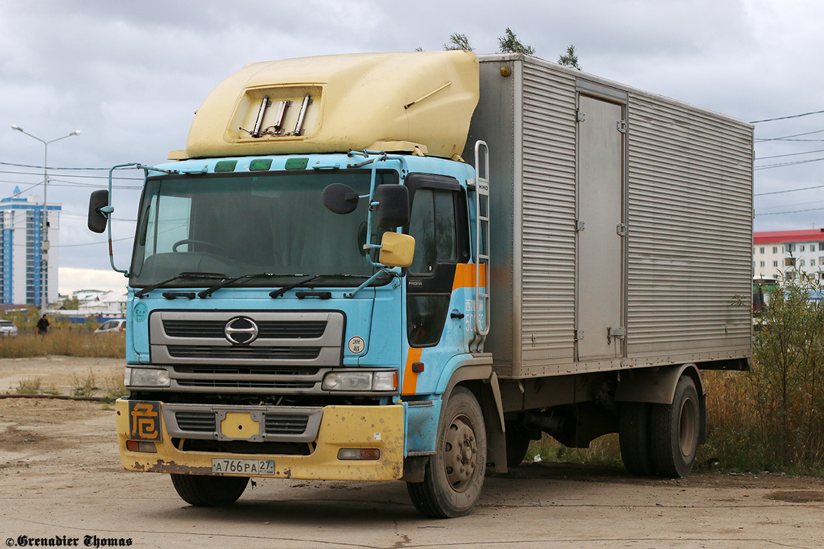 Хабаровский край, № А 766 РА 27 — Hino Profia