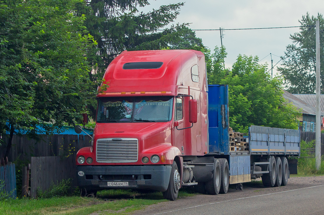 Хакасия, № С 046 КМ 19 — Freightliner Century Class