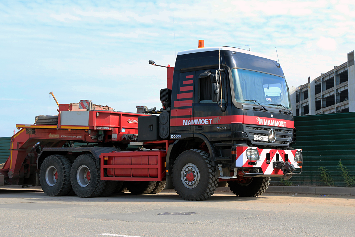 Москва, № 100608 — Mercedes-Benz Actros ('2003)