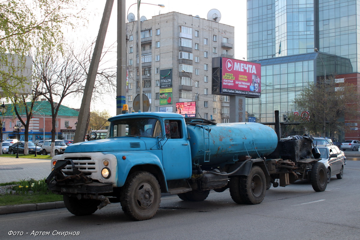 Восточно-Казахстанская область, № F 506 DM — ЗИЛ-431412