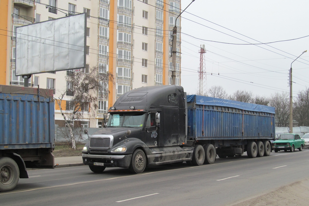 Николаевская область, № ВЕ 1557 АІ — Freightliner Columbia