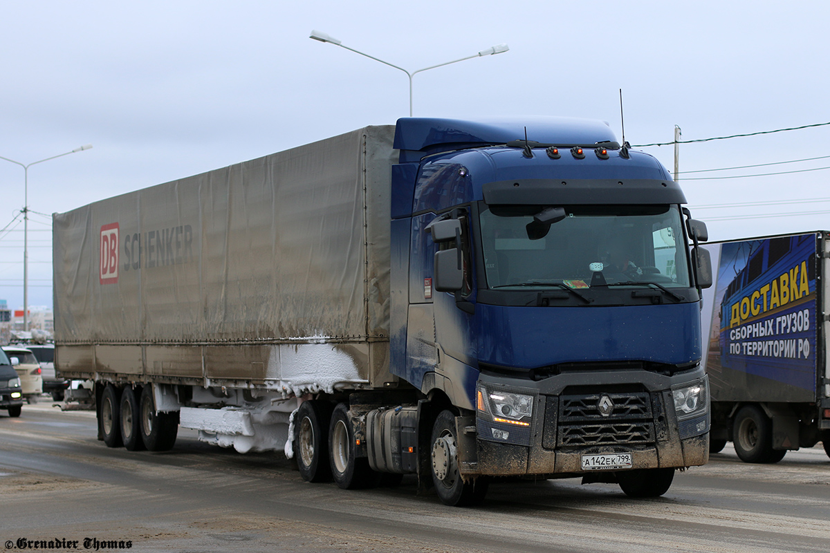 Москва, № А 142 ЕК 799 — Renault T-Series ('2013)