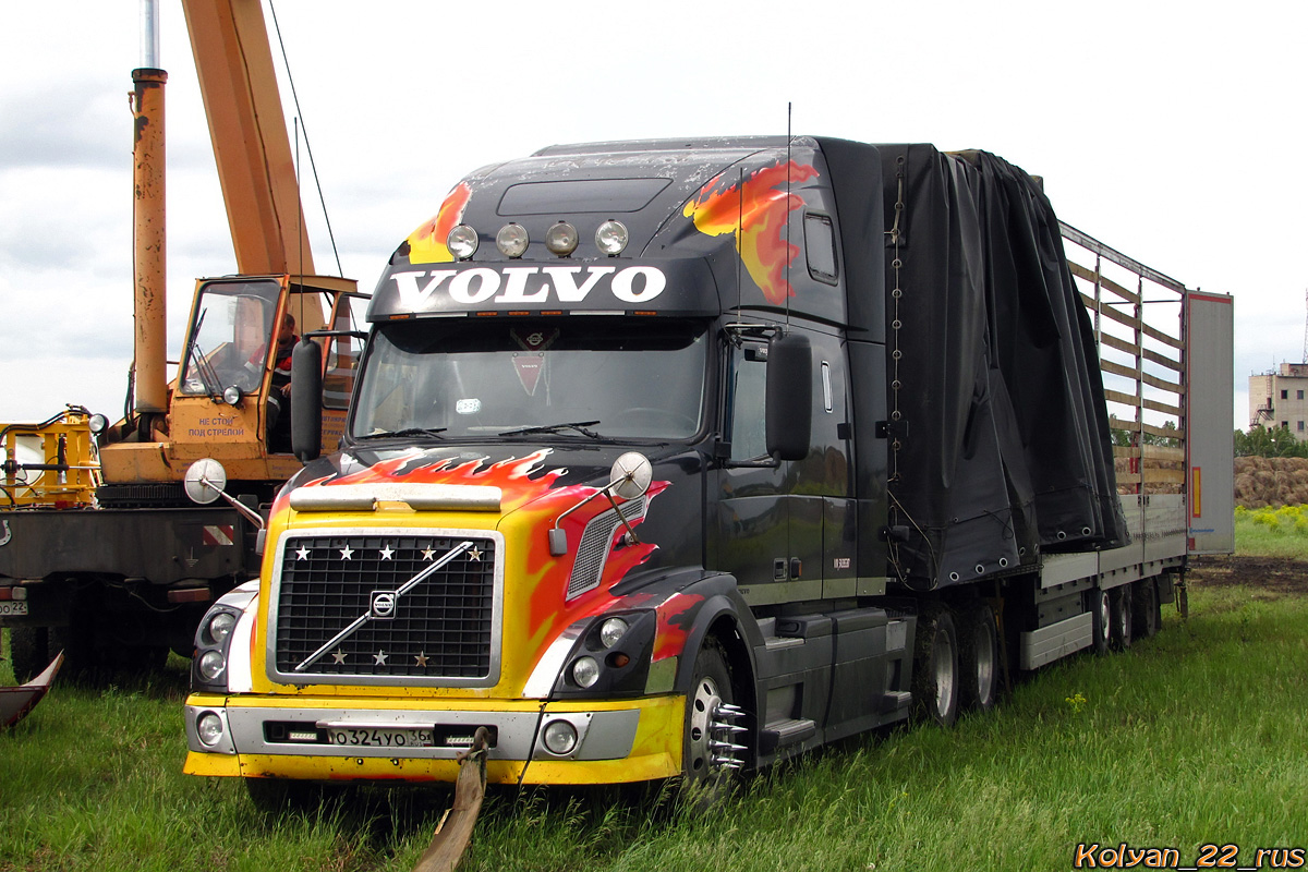 Воронежская область, № О 324 УО 36 — Volvo VNL670