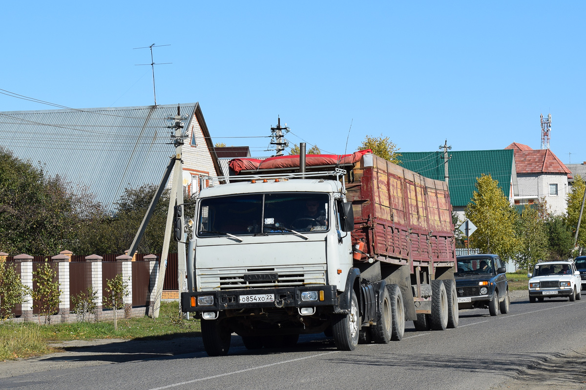 Алтайский край, № О 854 ХО 22 — КамАЗ-54112