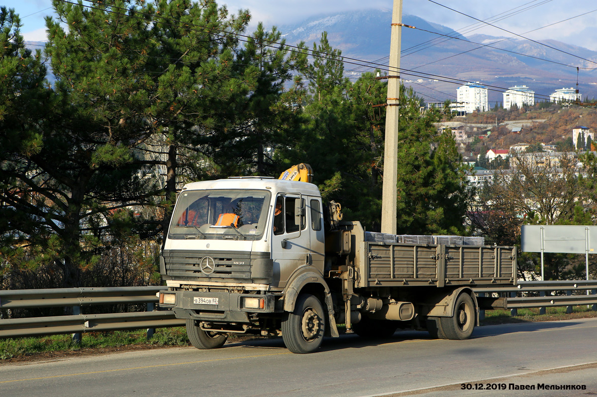 Крым, № В 394 ОВ 82 — Mercedes-Benz SK 1831