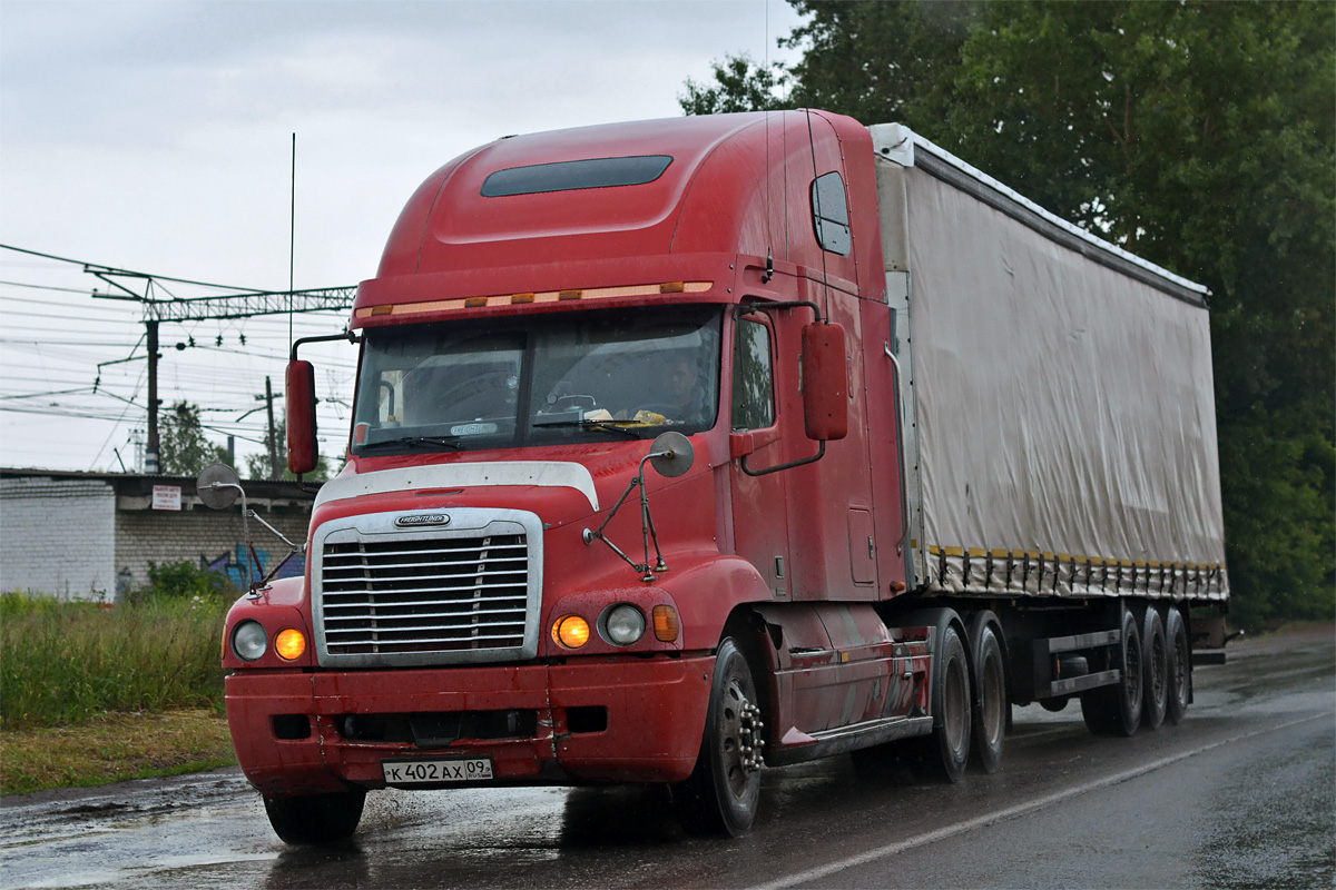 Карачаево-Черкесия, № К 402 АХ 09 — Freightliner Century Class