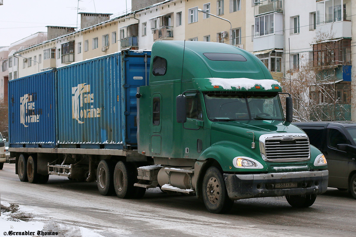 Саха (Якутия), № Н 683 КВ 14 — Freightliner Columbia