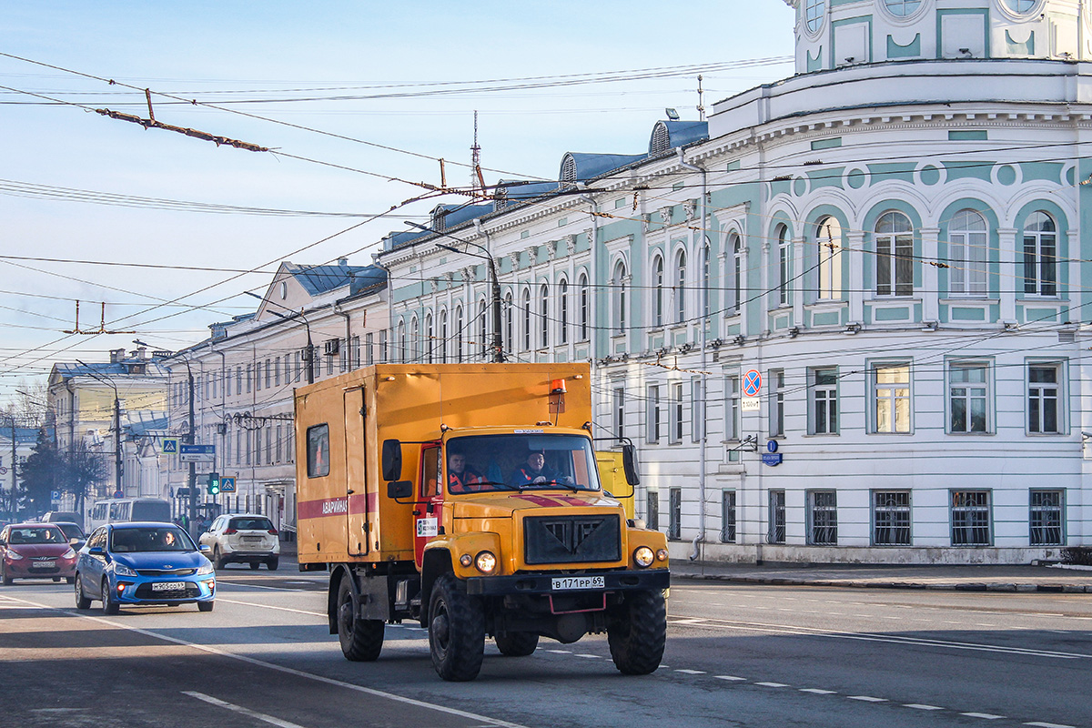 Тверская область, № В 171 РР 69 — ГАЗ-33081 «Садко»