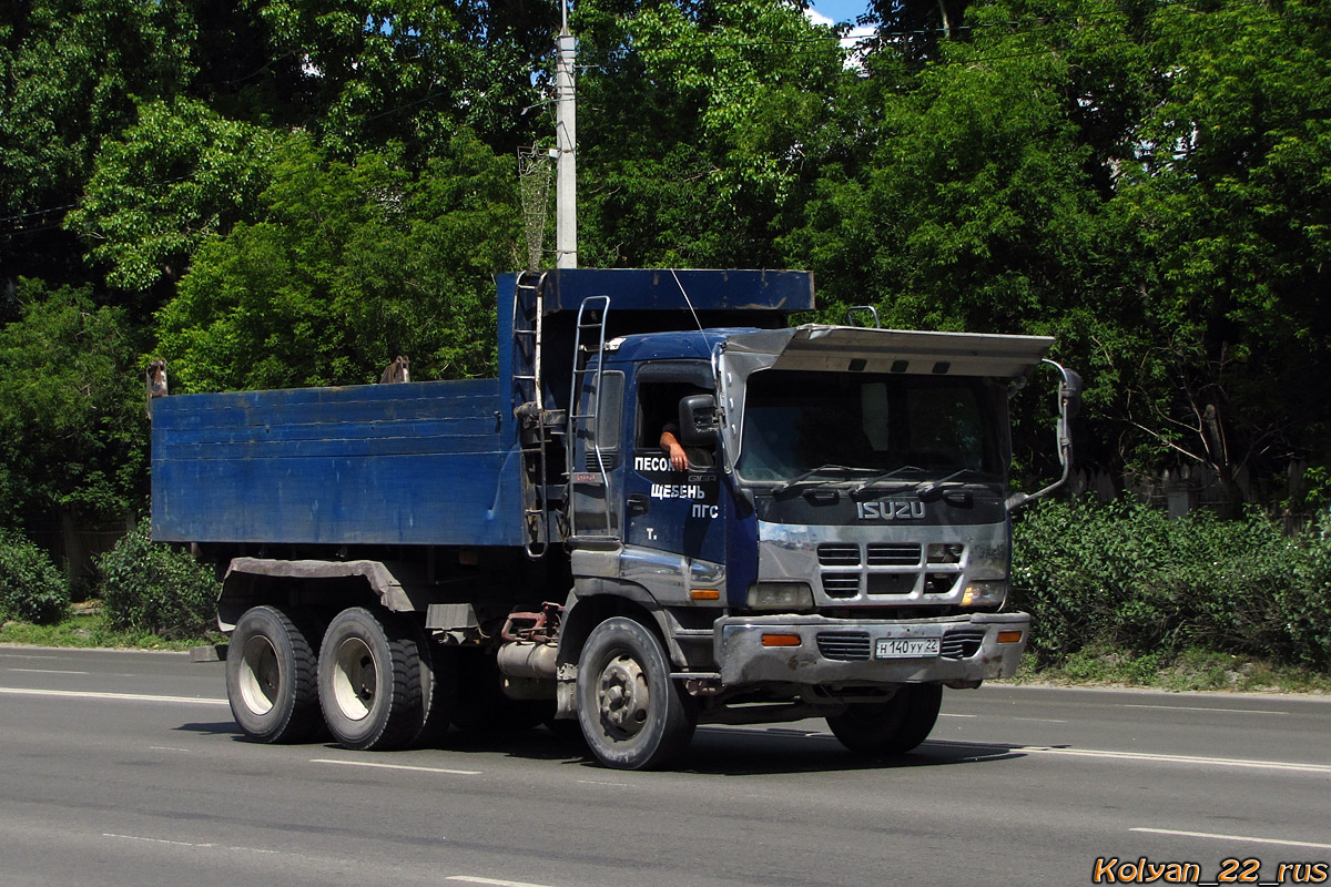 Алтайский край, № Н 140 УУ 22 — Isuzu Giga (общая модель)