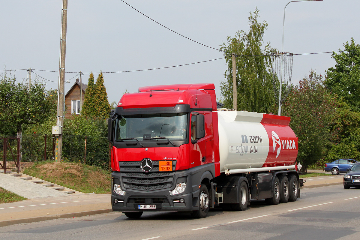 Литва, № KJS 358 — Mercedes-Benz Actros ('2011) 1845