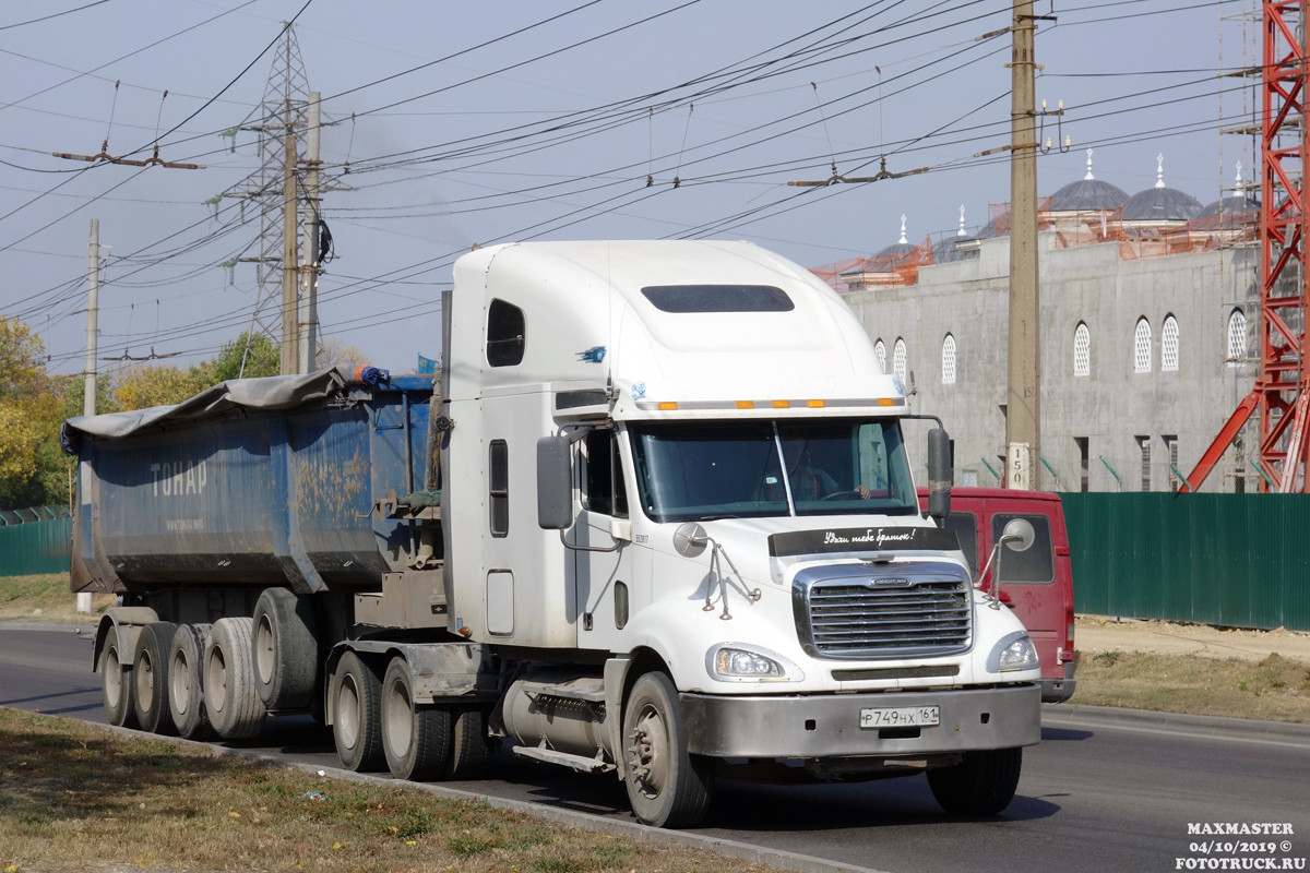 Ростовская область, № Р 749 НХ 161 — Freightliner Columbia