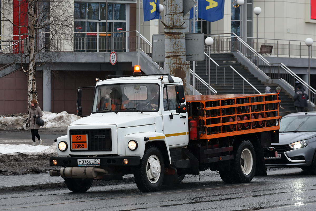 Архангельская область, № М 076 ЕЕ 29 — ГАЗ-3309