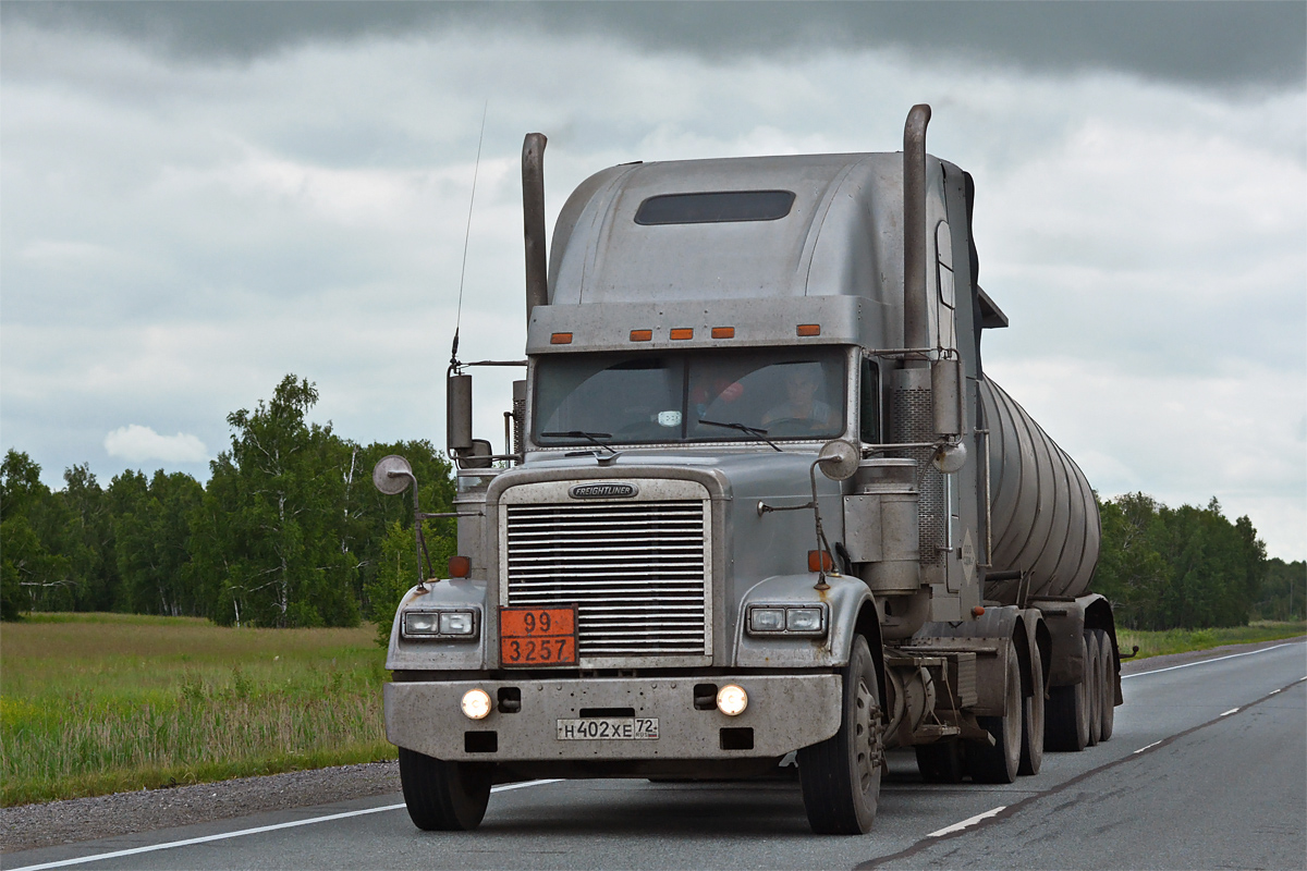 Тюменская область, № Н 402 ХЕ 72 — Freightliner FLD