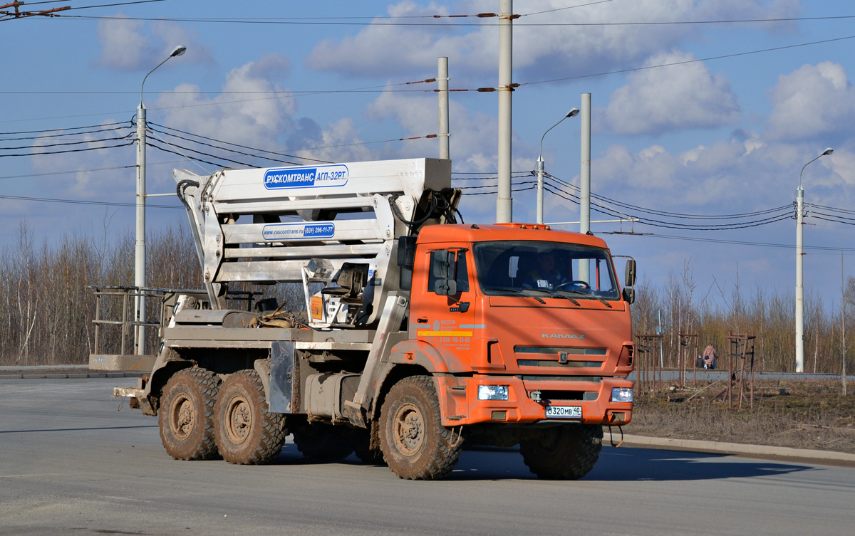 Калужская область, № О 320 МВ 40 — КамАЗ-43118-46