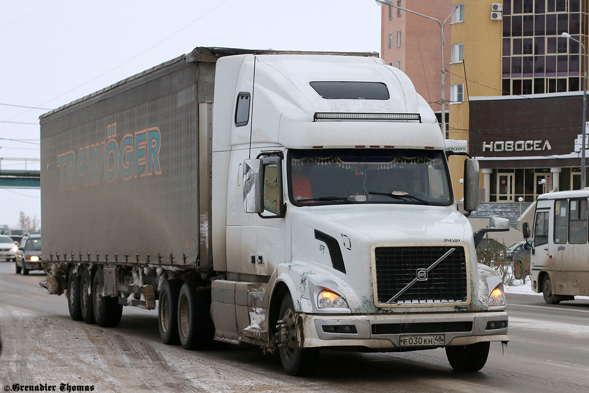 Липецкая область, № Е 030 КН 48 — Volvo VNL670