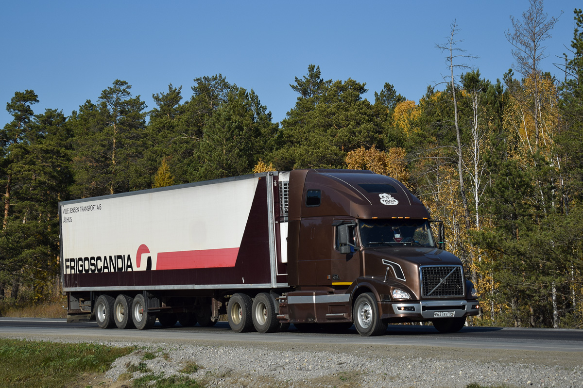 Новосибирская область, № Е 637 ЕХ 154 — Volvo VNL670