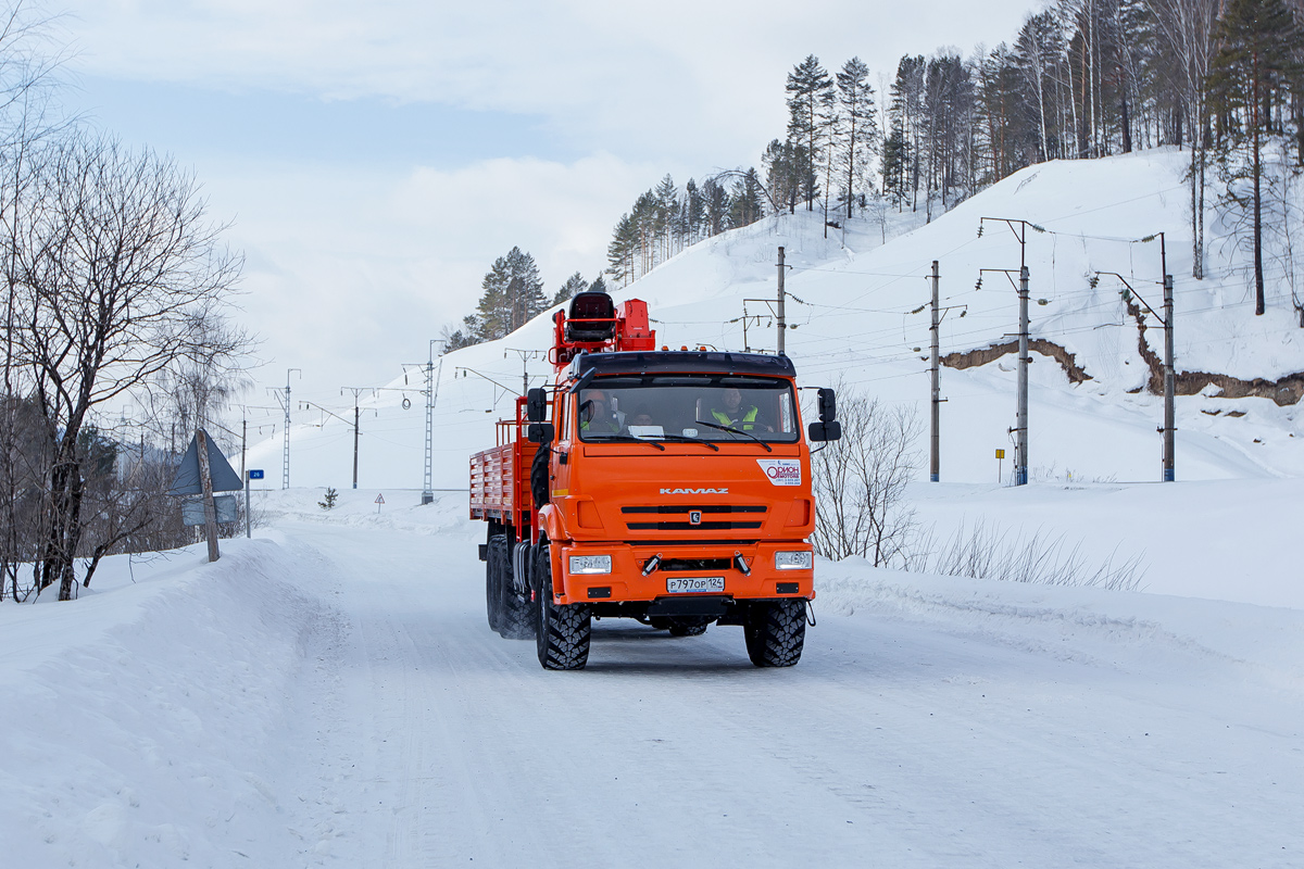 Красноярский край, № Р 797 ОР 124 — КамАЗ-43118 (общая модель)