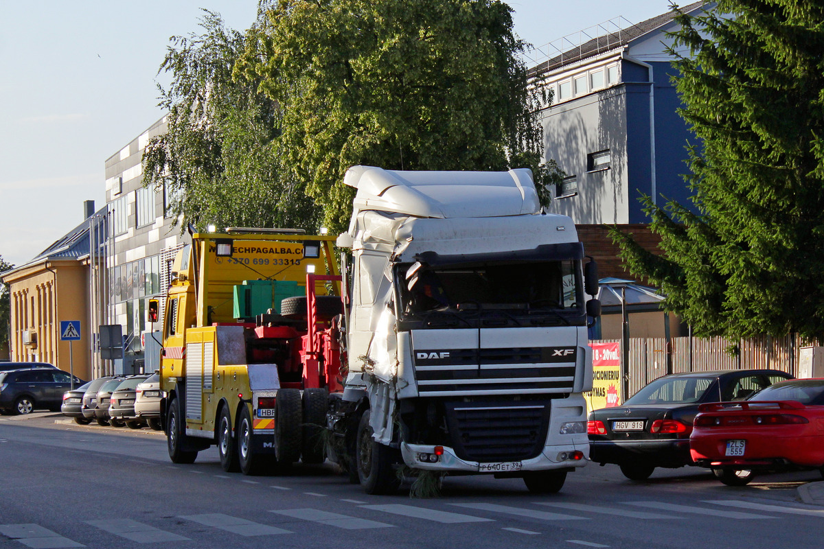 Калининградская область, № Р 640 ЕТ 39 — DAF XF105 FT