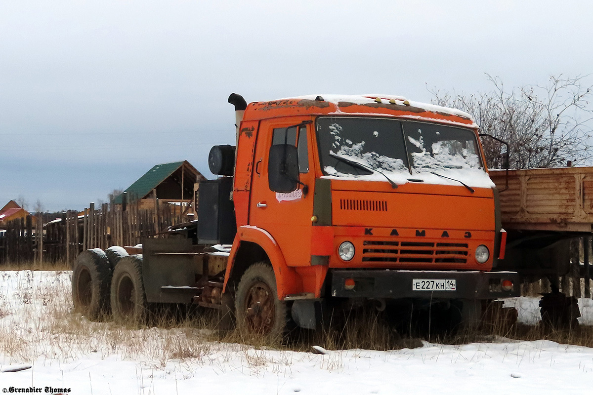 Саха (Якутия), № Е 227 КН 14 — КамАЗ-5511