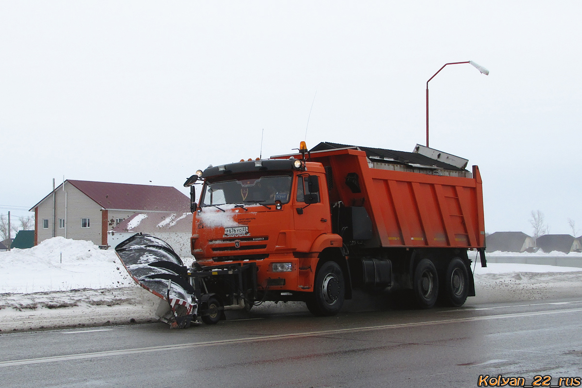 Алтайский край, № Р 676 УО 22 — КамАЗ-6520-63