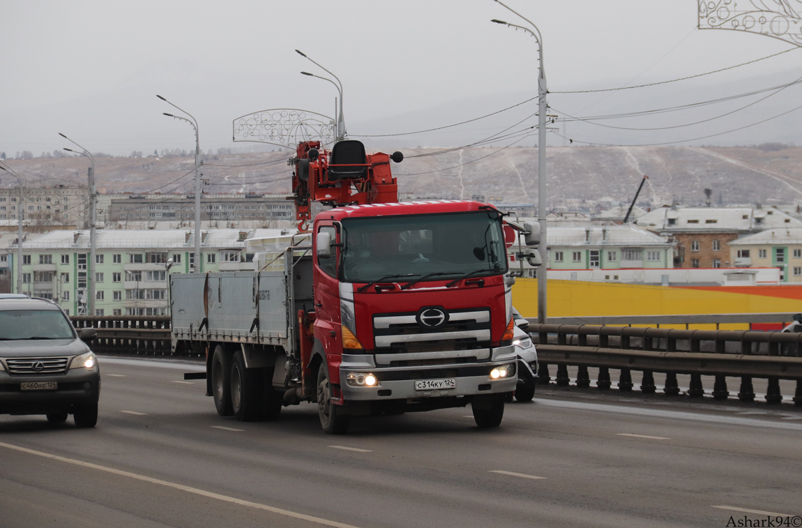 Красноярский край, № С 314 КУ 124 — Hino Profia