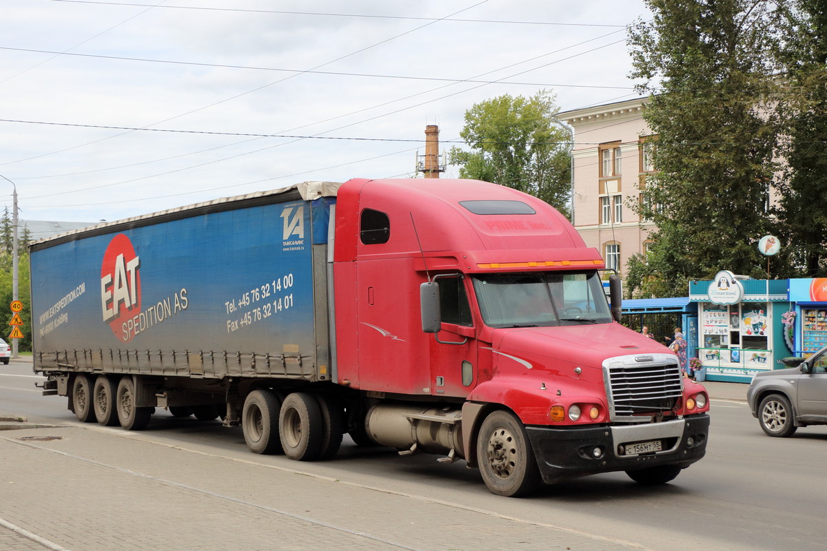 Омская область, № С 156 МТ 55 — Freightliner Century Class