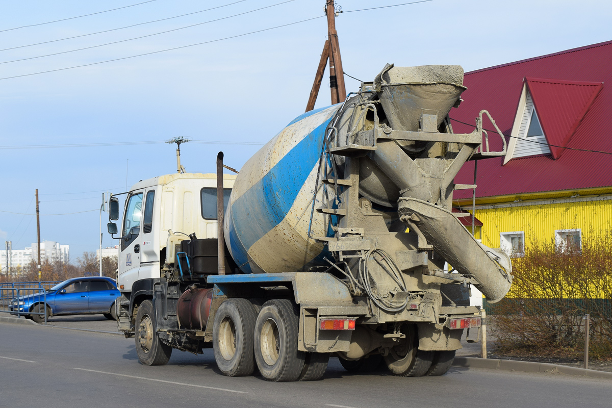 Алтайский край, № У 663 ОХ 177 — Isuzu Giga (общая модель)